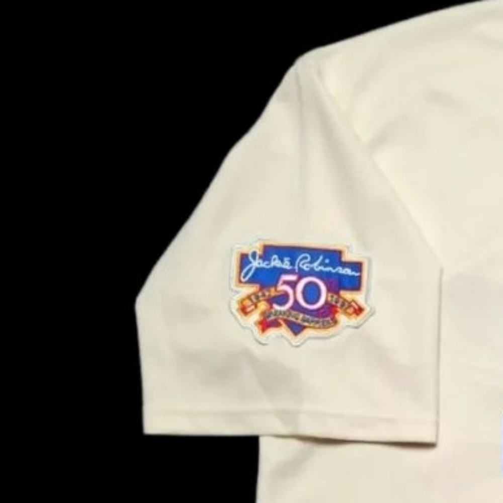 Jackie Robinson Dodgers Jersey Stitched Throwback Breaking Barriers Patch JR Day - Picture 4 of 5